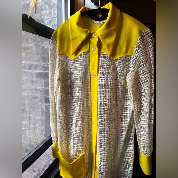 70s sheer yellow and white dagger collar long sleeve button down by H2O Miami Sm - Picture 2 of 9
